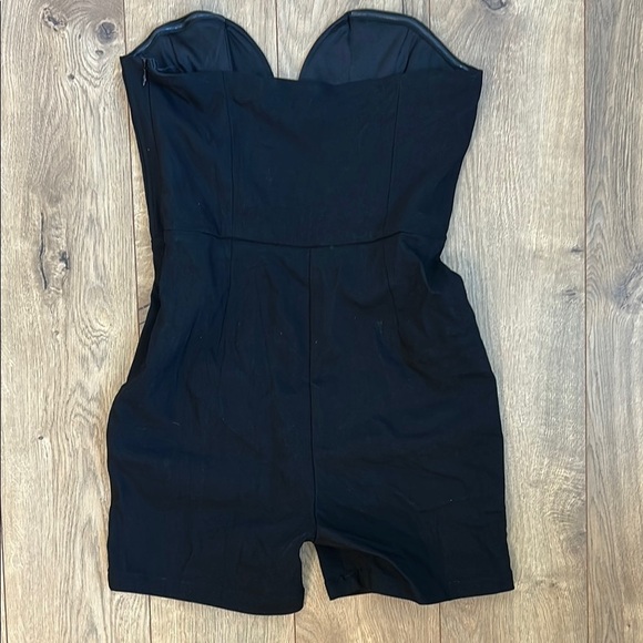 Grey Lab Strapless Bustier Black Romper | Medium - Picture 3 of 6